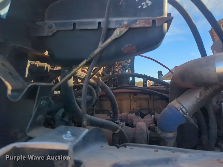 image for item ER4590 2003 Freightliner  FL80 digger derrick truck