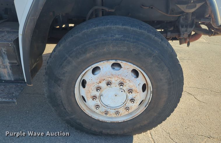 image for item ER4590 2003 Freightliner  FL80 digger derrick truck