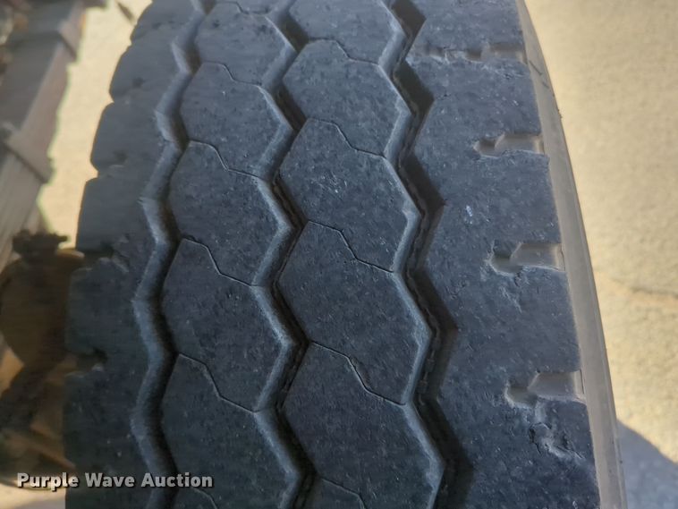 image for item ER4590 2003 Freightliner  FL80 digger derrick truck