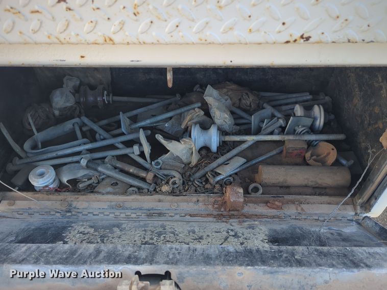 image for item ER4591 2001 Sterling M7500 Acterra digger derrick truck