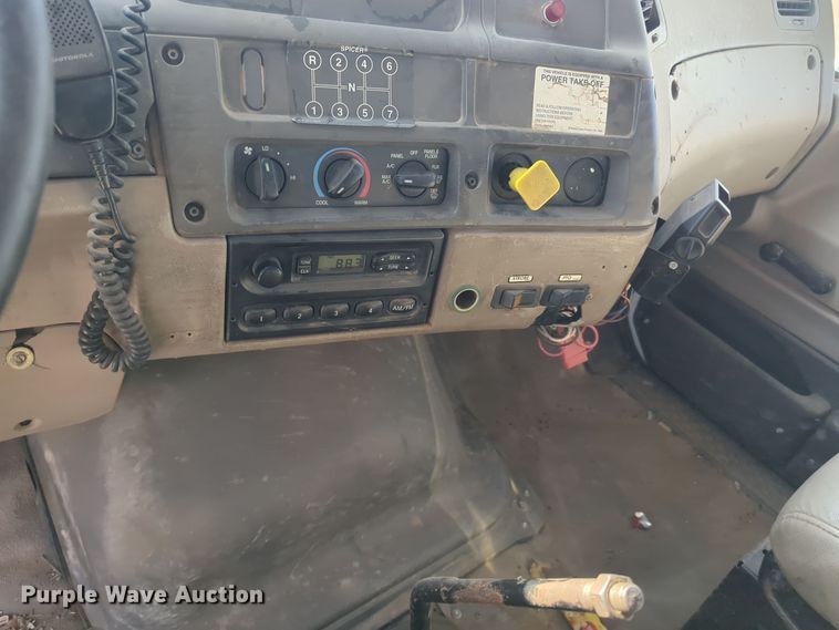 image for item ER4591 2001 Sterling M7500 Acterra digger derrick truck