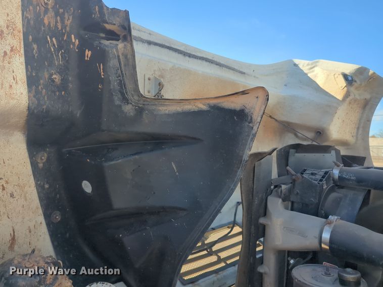 image for item ER4591 2001 Sterling M7500 Acterra digger derrick truck