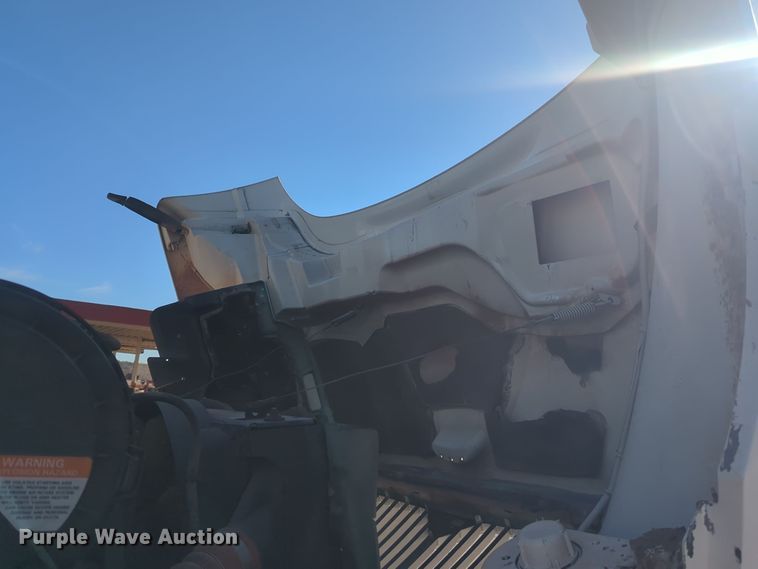 image for item ER4592 2007 International 4300 digger derrick truck