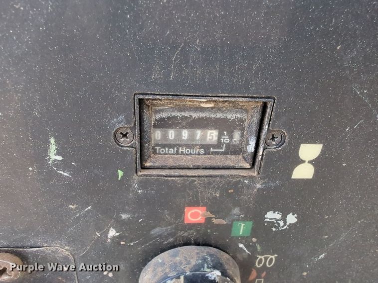 image for item ER4595 2013 Doosan P185 air compressor