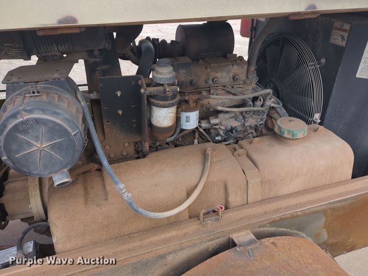 image for item ER4595 2013 Doosan P185 air compressor