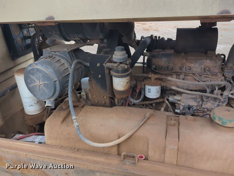 image for item ER4595 2013 Doosan P185 air compressor