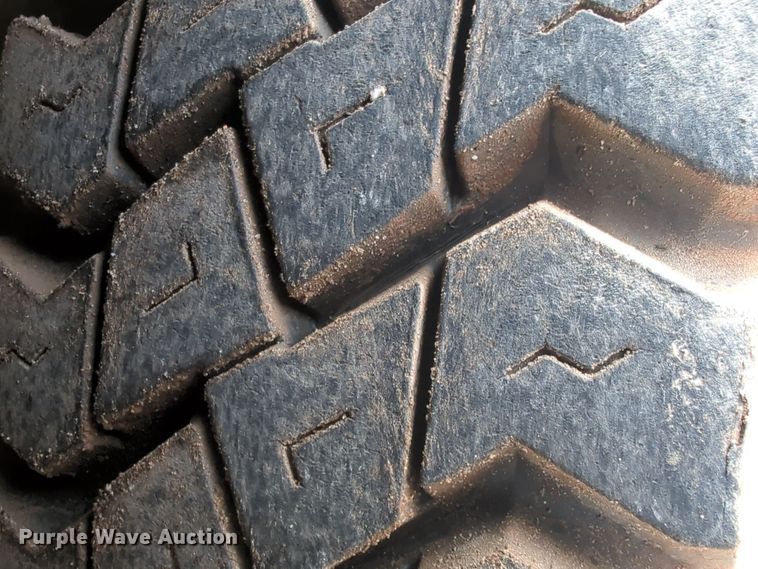 image for item ER4596 2006 Ford F750 Super Duty bucket truck