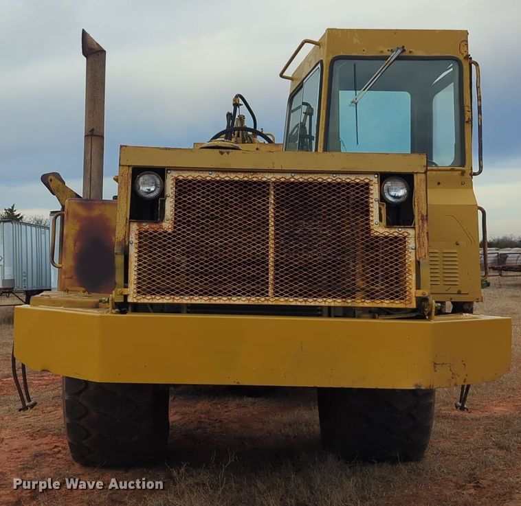 image for item ER4602 1984 Caterpillar 615 elevating scraper