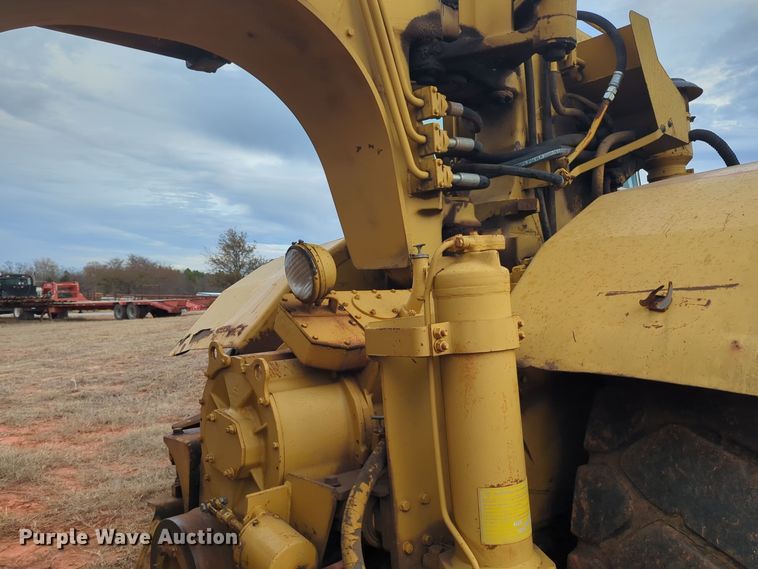 image for item ER4602 1984 Caterpillar 615 elevating scraper