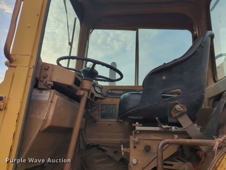 image for item ER4602 1984 Caterpillar 615 elevating scraper