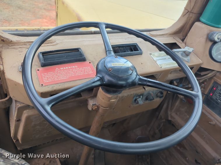 image for item ER4602 1984 Caterpillar 615 elevating scraper