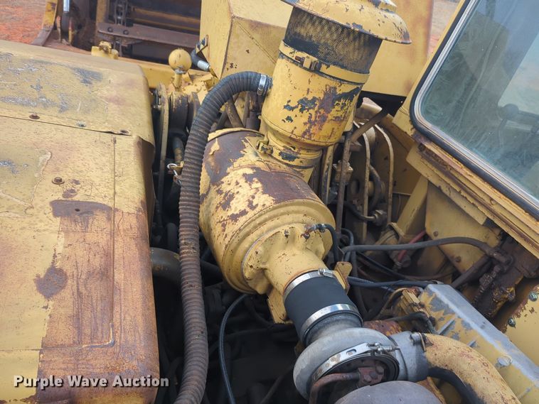 image for item ER4602 1984 Caterpillar 615 elevating scraper