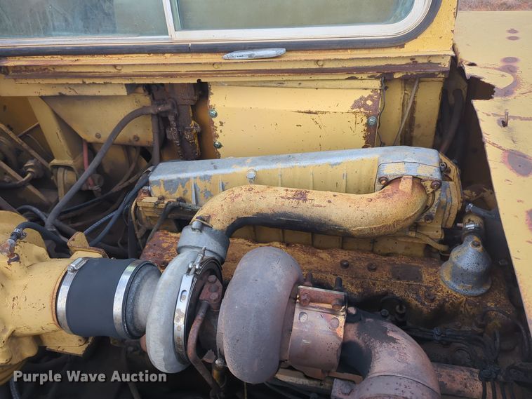 image for item ER4602 1984 Caterpillar 615 elevating scraper