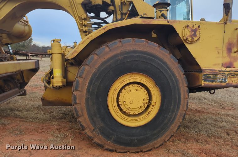 image for item ER4602 1984 Caterpillar 615 elevating scraper