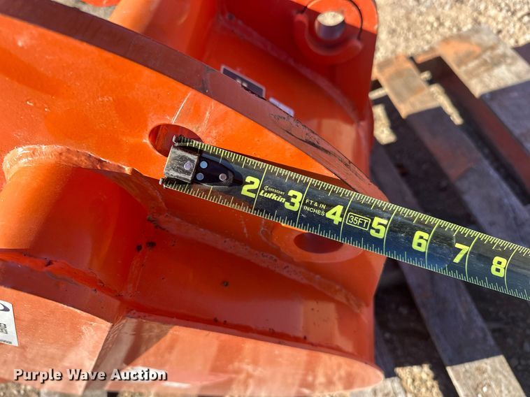 image for item ER4650 Kubota BT4584 excavator bucket