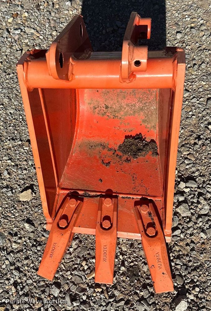 image for item ER4651 Kubota BT1951A excavator bucket
