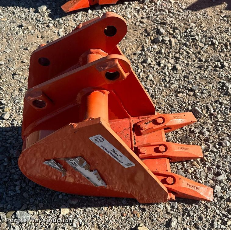 image for item ER4651 Kubota BT1951A excavator bucket