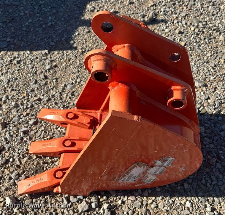 image for item ER4651 Kubota BT1951A excavator bucket