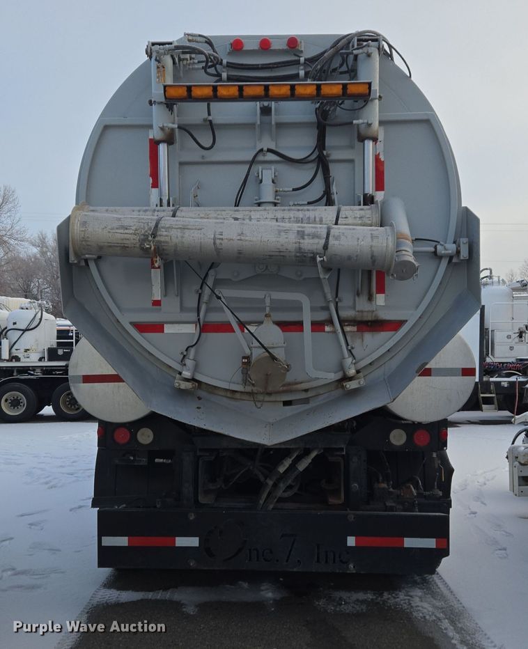 image for item ER5037 1997 Freightliner FL80 sewer jetter truck