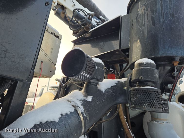 image for item ER5037 1997 Freightliner FL80 sewer jetter truck