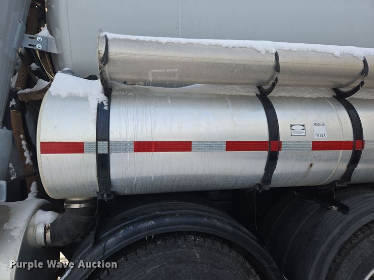 image for item ER5037 1997 Freightliner FL80 sewer jetter truck