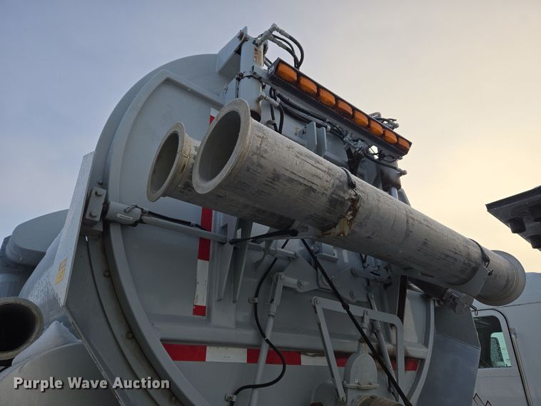 image for item ER5037 1997 Freightliner FL80 sewer jetter truck