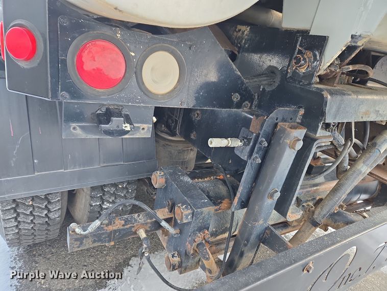 image for item ER5037 1997 Freightliner FL80 sewer jetter truck