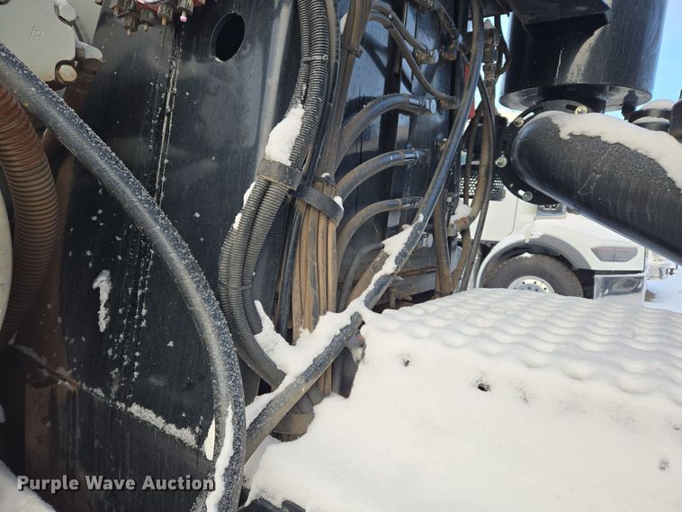 image for item ER5037 1997 Freightliner FL80 sewer jetter truck