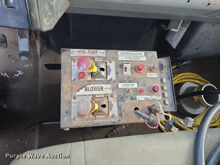 image for item ER5037 1997 Freightliner FL80 sewer jetter truck