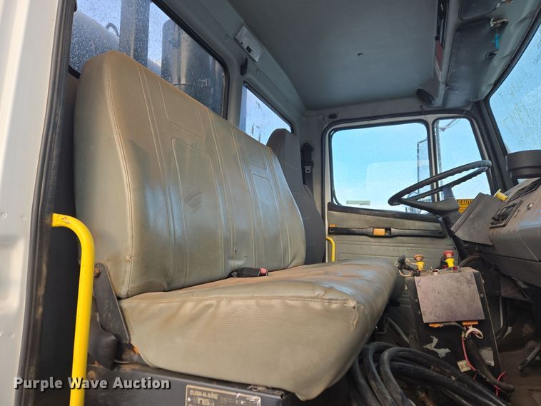 image for item ER5037 1997 Freightliner FL80 sewer jetter truck