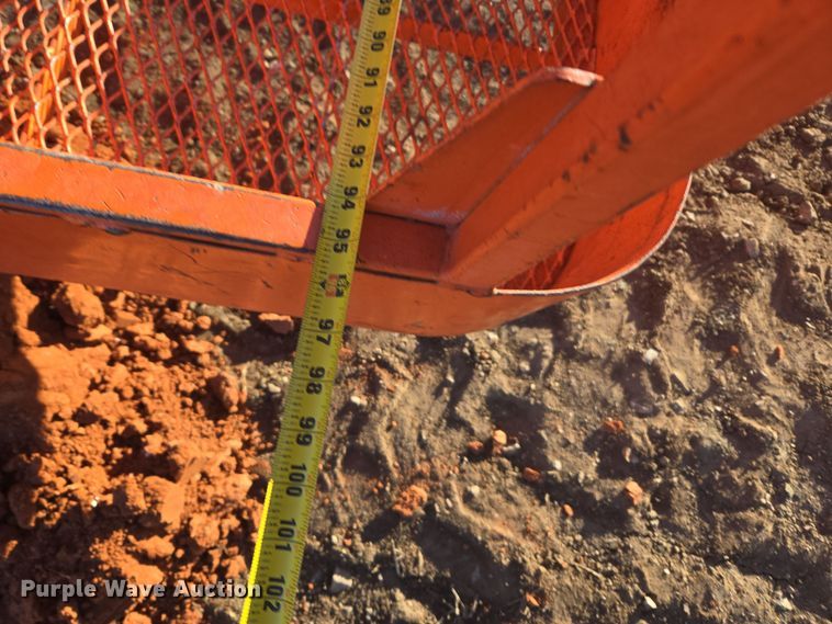 image for item ER5041 2006 JLG 600S boom lift