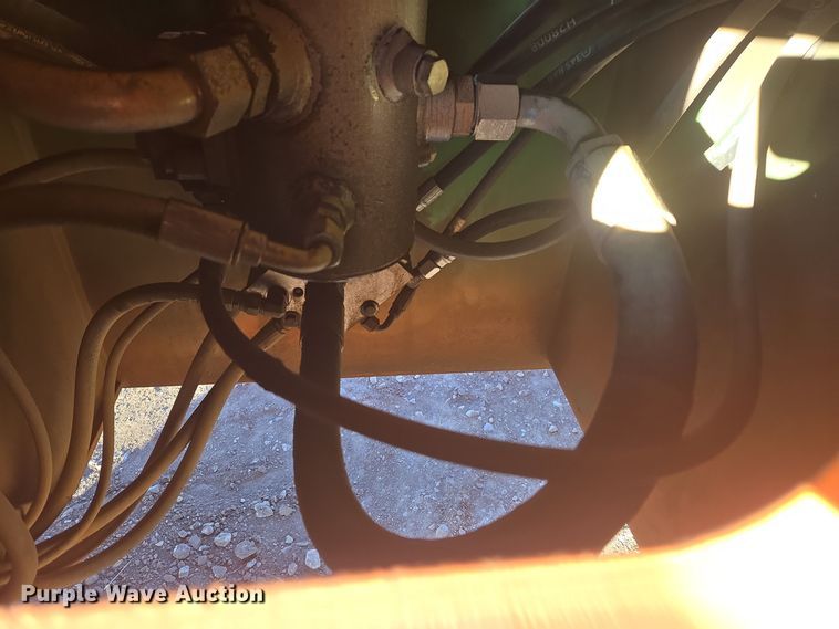 image for item ER5041 2006 JLG 600S boom lift