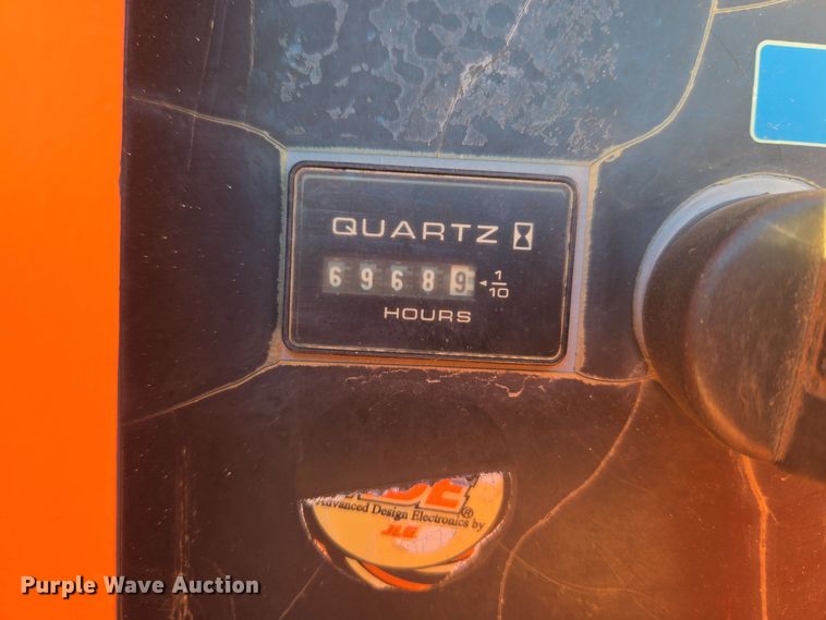 image for item ER5041 2006 JLG 600S boom lift