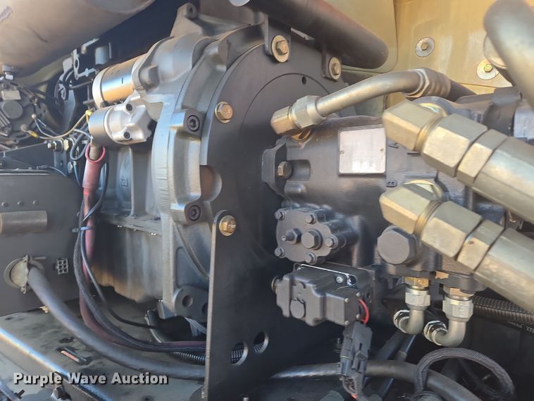 image for item ER5041 2006 JLG 600S boom lift