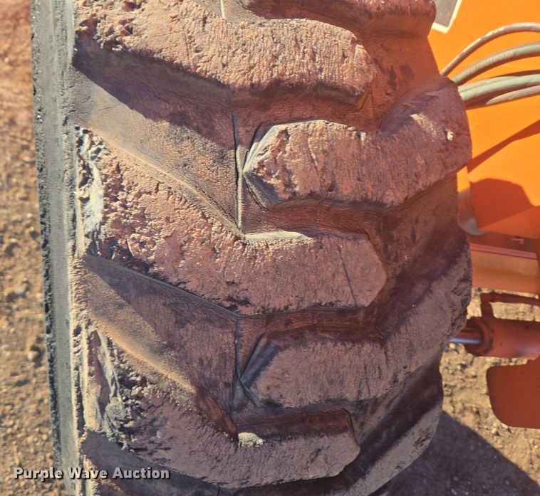 image for item ER5041 2006 JLG 600S boom lift