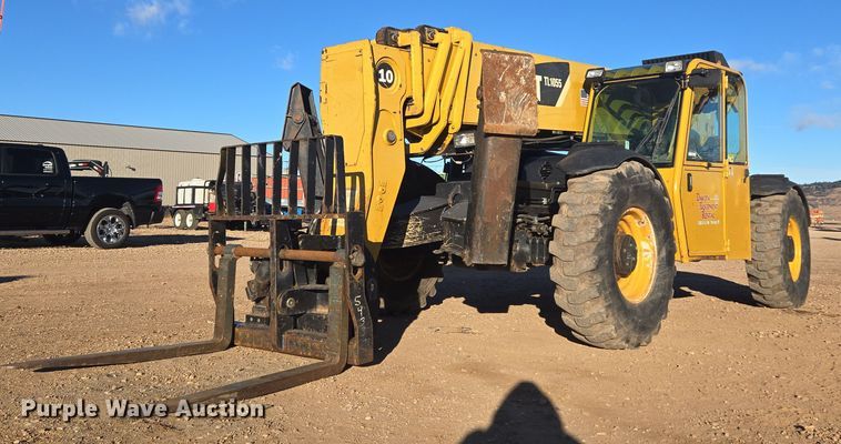 image for item ER5042 2008 Caterpillar TL1055 telehandler