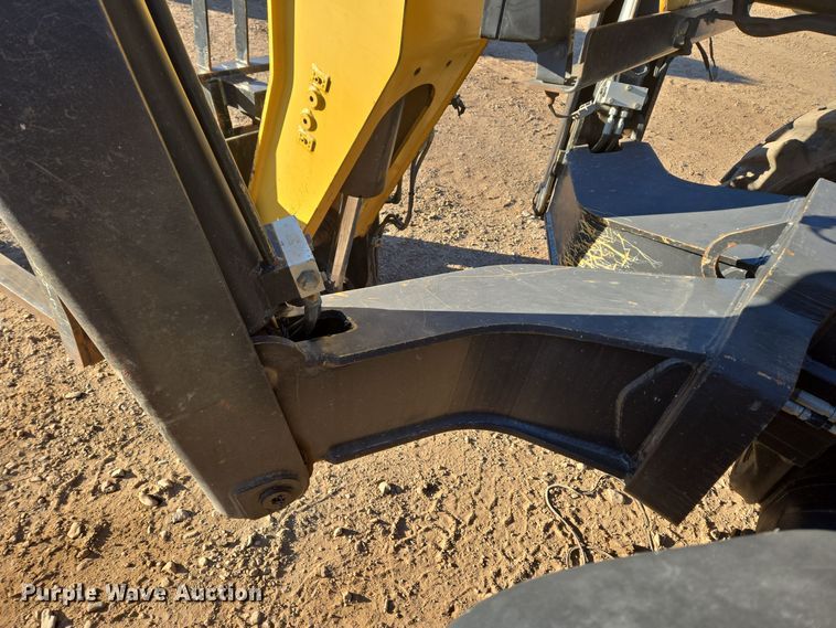 image for item ER5042 2008 Caterpillar TL1055 telehandler
