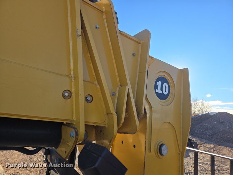 image for item ER5042 2008 Caterpillar TL1055 telehandler