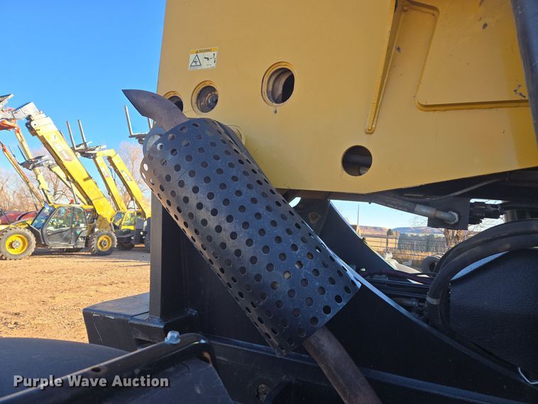 image for item ER5042 2008 Caterpillar TL1055 telehandler