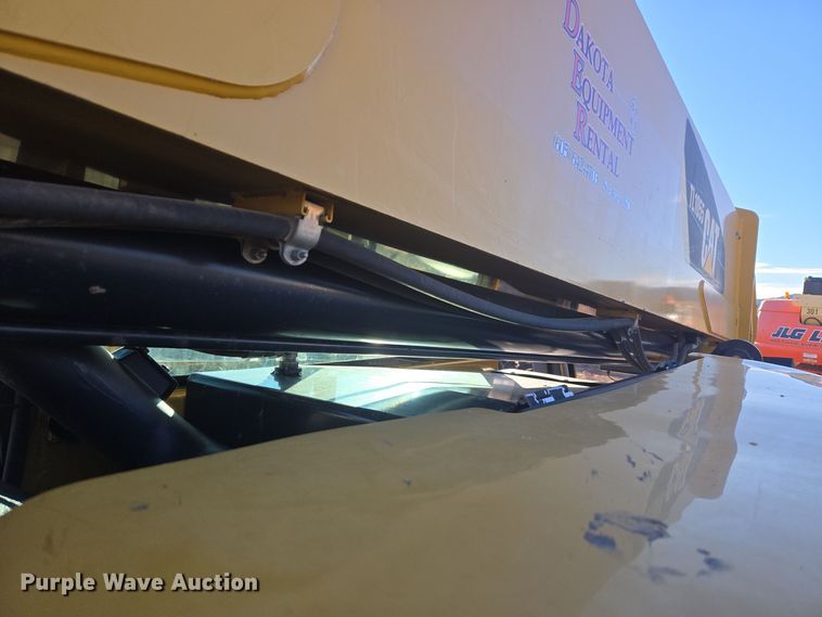 image for item ER5042 2008 Caterpillar TL1055 telehandler