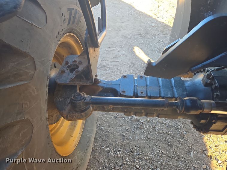 image for item ER5042 2008 Caterpillar TL1055 telehandler