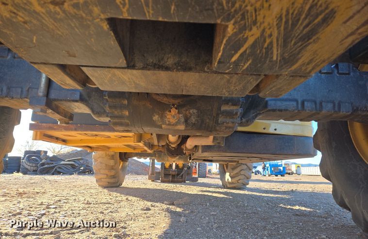 image for item ER5042 2008 Caterpillar TL1055 telehandler