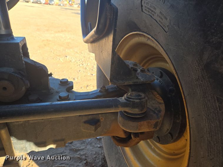 image for item ER5042 2008 Caterpillar TL1055 telehandler