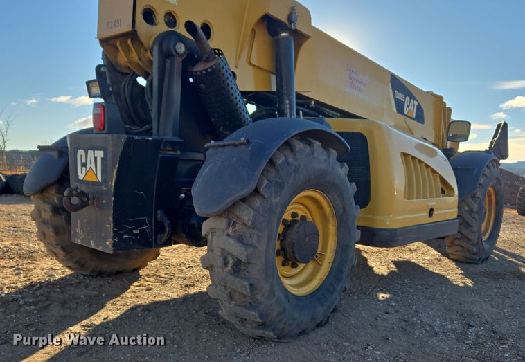 image for item ER5042 2008 Caterpillar TL1055 telehandler
