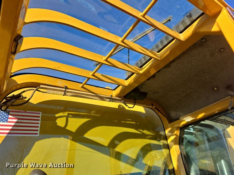 image for item ER5042 2008 Caterpillar TL1055 telehandler