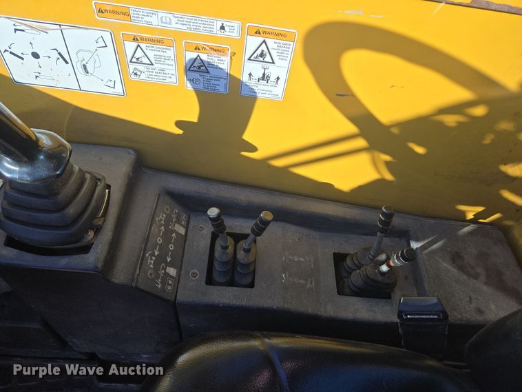 image for item ER5042 2008 Caterpillar TL1055 telehandler