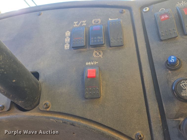 image for item ER5042 2008 Caterpillar TL1055 telehandler