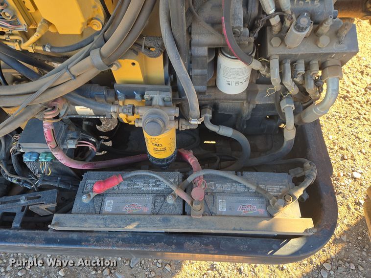 image for item ER5042 2008 Caterpillar TL1055 telehandler