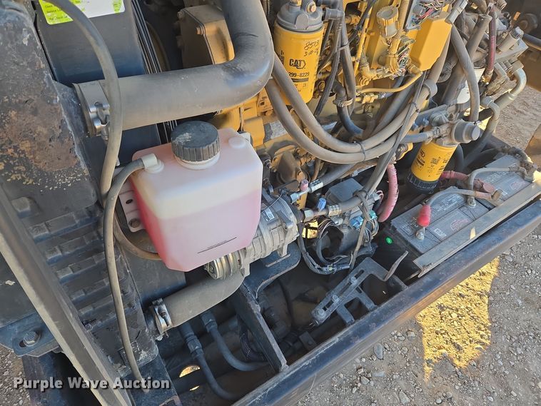 image for item ER5042 2008 Caterpillar TL1055 telehandler