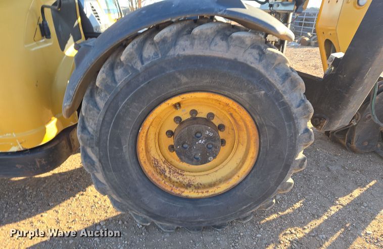 image for item ER5042 2008 Caterpillar TL1055 telehandler